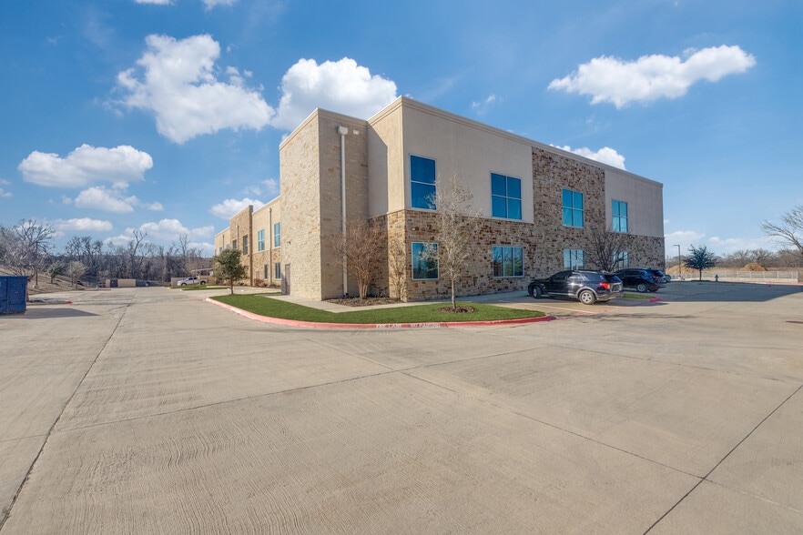 More Photos Of 6601 W University Dr, McKinney Hospital For Lease