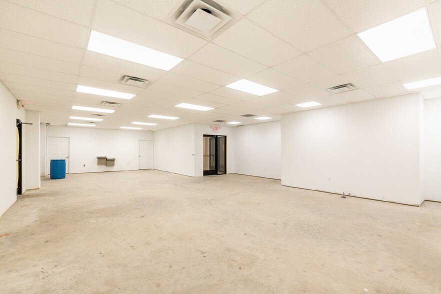 More Photos Of 11485 N Territorial Rd, Dexter Freestanding For Sale