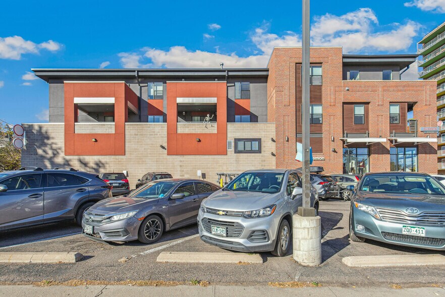 More Photos Of 3420 W 32nd Ave, Denver Storefront For Lease