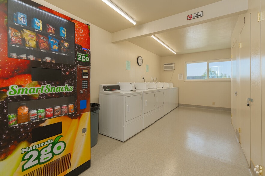 More Photos Of 500 Sunrise Ave, Roseville Apartments For Sale