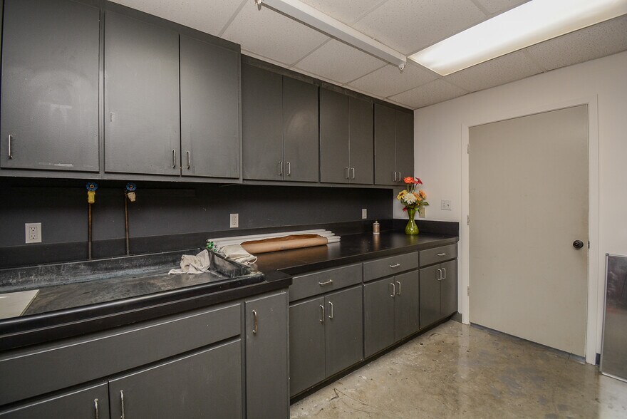 More Photos Of 193 Schmidt Rd, Sealy Freestanding For Sale