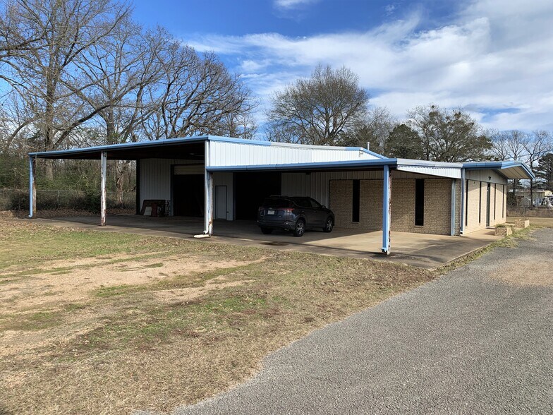 More Photos Of 6887 State Highway 31 E, Murchison Warehouse For Sale