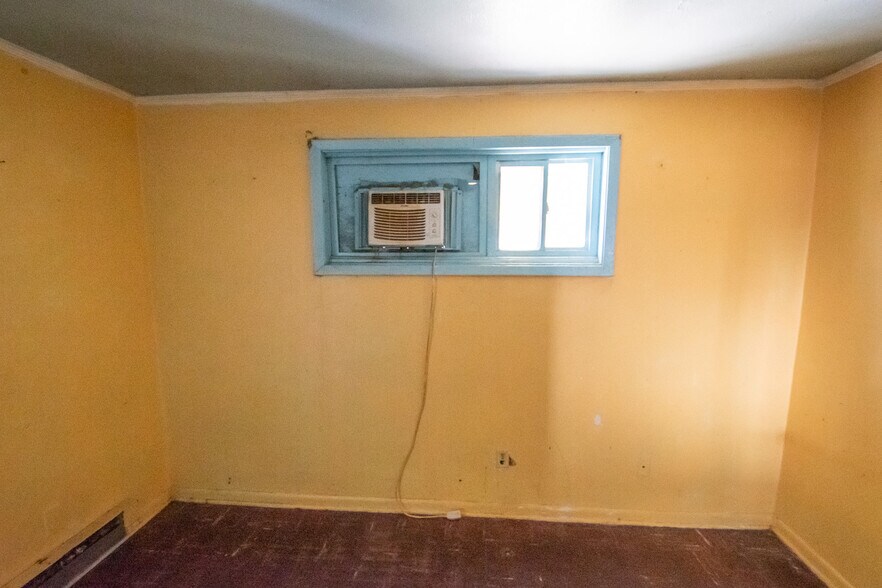 More Photos Of 3425 Martin Ave, Greensboro Apartments For Sale