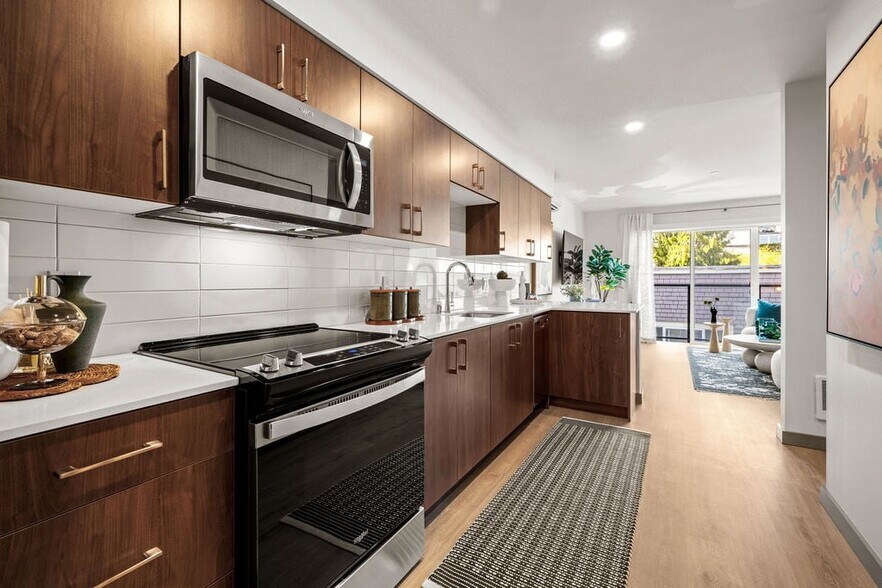 More Photos Of 110 Roy St, Seattle Apartments For Lease