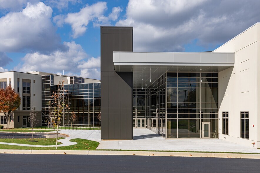 More Photos Of 8484 Progress Dr, Frederick Research And Development For Lease