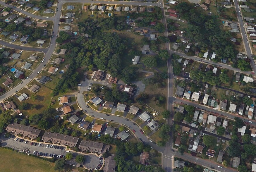 More Photos Of 900 Main St, Brookhaven Apartments For Sale