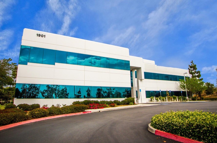 More Photos Of 1901 Orange Tree Ln, Redlands Office For Sale