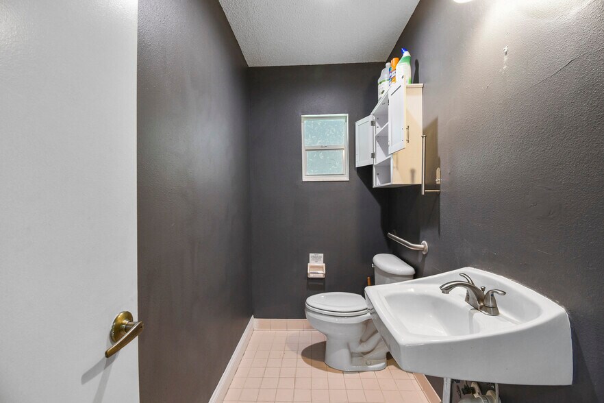 More Photos Of 2706 Old Moultrie Rd, Saint Augustine Medical For Sale