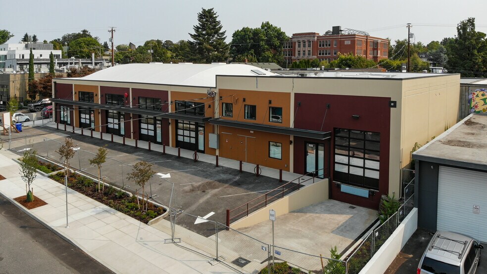 More Photos Of 602 SE 11TH Ave, Portland Food Processing For Lease