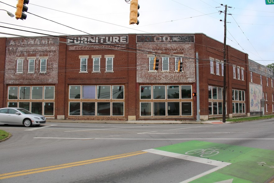 More Photos Of 2200 Glass St, Chattanooga Storefront Retail Residential For Sale
