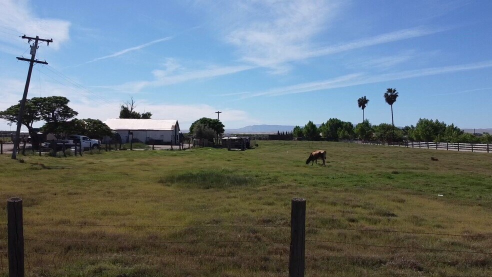 More Photos Of 23429 Highway 152, Los Banos Land For Sale