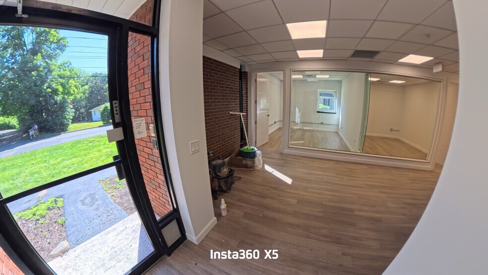 More Photos Of 24 Sodom Ln, Derby Light Manufacturing For Lease