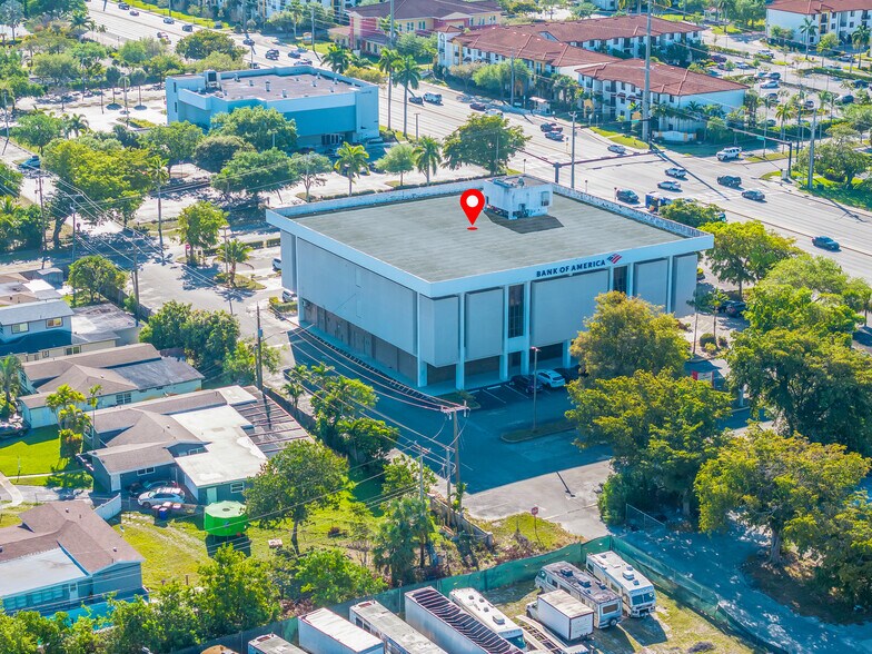 More Photos Of 3661 W Oakland Park Blvd, Lauderdale Lakes Office For Sale