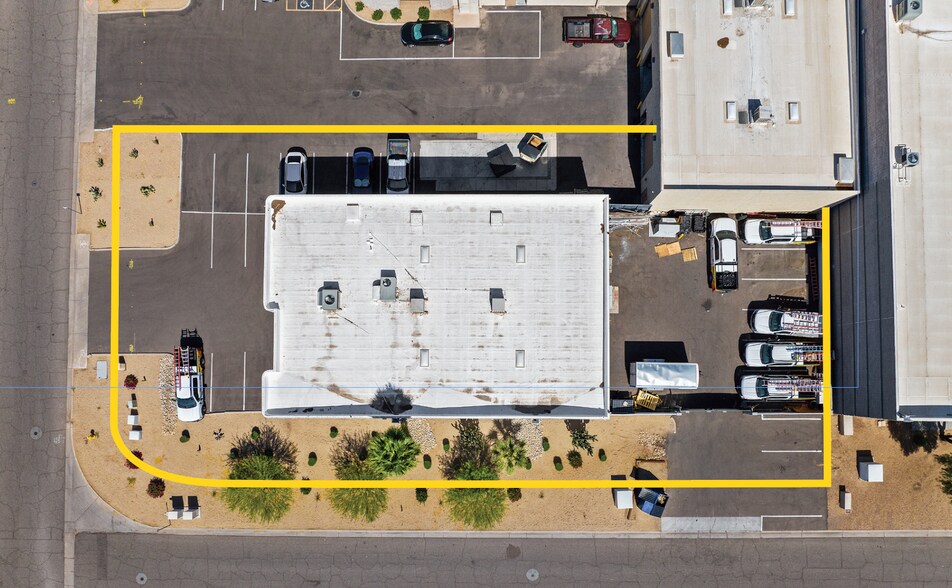 More Photos Of 3801 E Wier Ave, Phoenix Warehouse For Lease