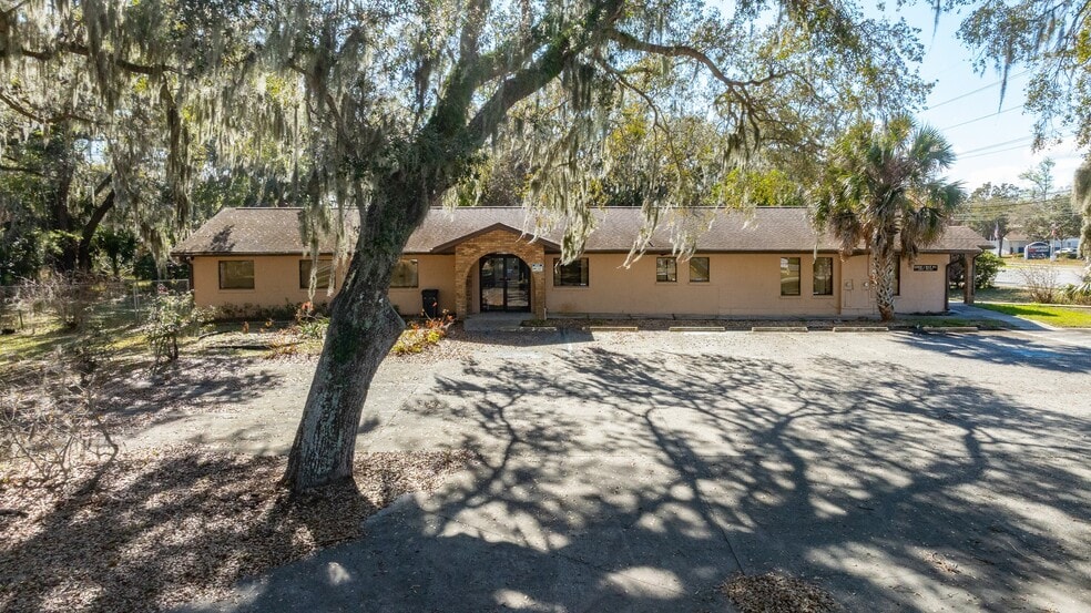 More Photos Of 905 Beville Rd, Daytona Beach Medical For Sale