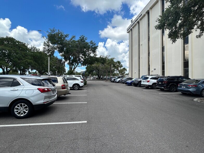 More Photos Of 13801 Bruce B Downs Blvd, Tampa Medical For Lease