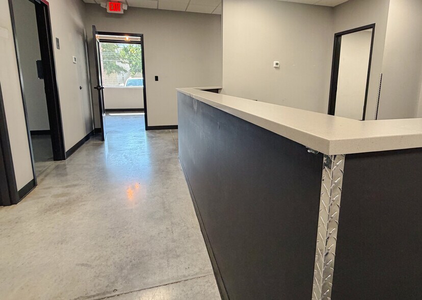 More Photos Of 1713 S Peoria Ave, Tulsa Medical For Lease