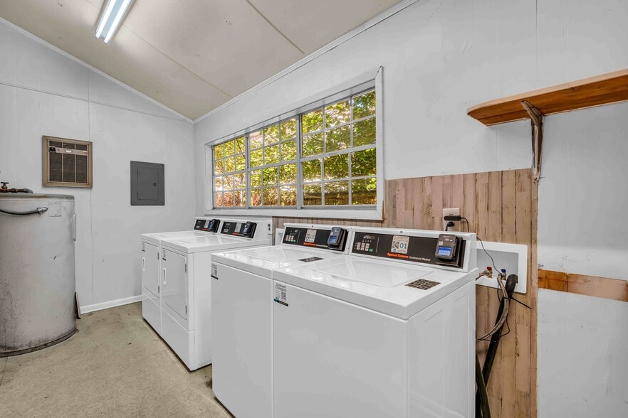 More Photos Of 419 10th St S, Columbus Apartments For Sale