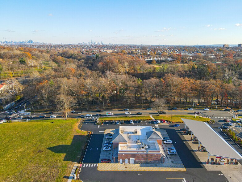 More Photos Of 11 Franklin Ave, Belleville Land For Lease