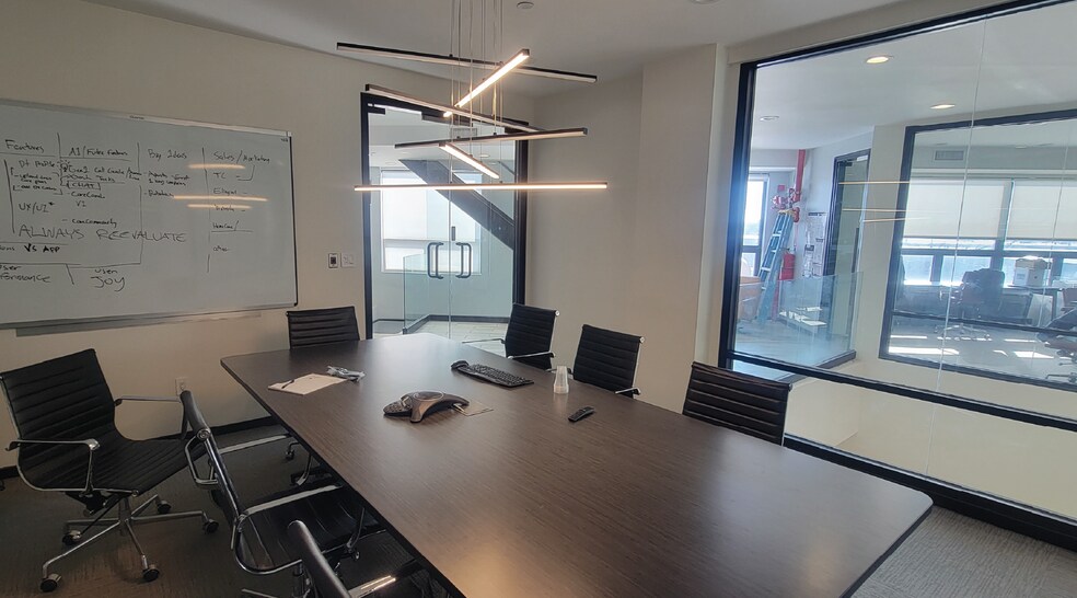 More Photos Of 1014 Stanley Ave, Brooklyn Warehouse For Lease
