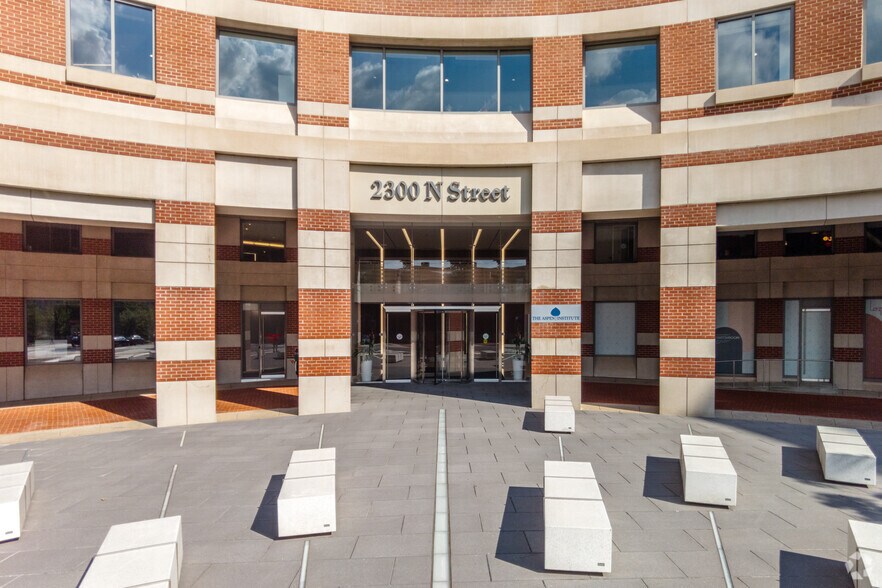 More Photos Of 2300 N St NW, Washington Office For Lease