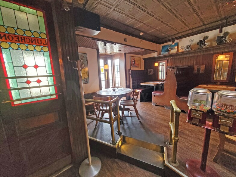 More Photos Of 1964 W Market St, Akron Freestanding For Sale