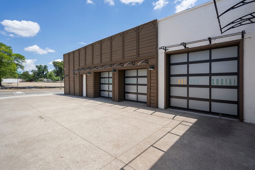 More Photos Of 23610 John R Rd, Hazel Park Auto Repair For Sale