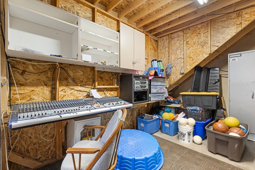 More Photos Of 10 Chapel Hill Dr, Brighton Religious Facility For Sale