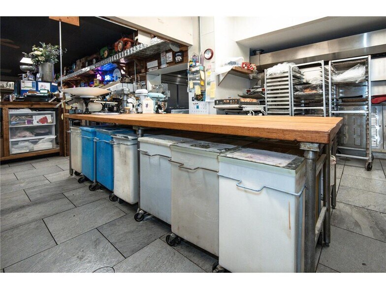 More Photos Of 102 E Centennial 84 Dr, New York Mills Restaurant For Sale