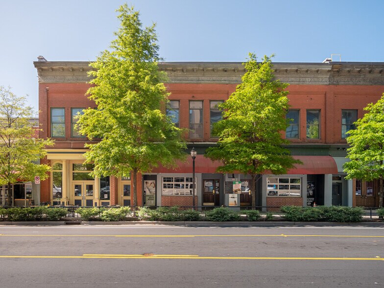 More Photos Of 13 W Washington St, Greenville Storefront Retail Office For Lease