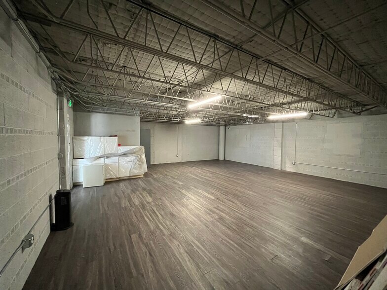 More Photos Of 155 Vallejo St, Denver Industrial For Lease