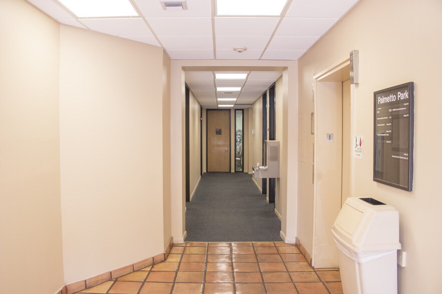 More Photos Of 399 W Palmetto Park Rd, Boca Raton Office For Lease