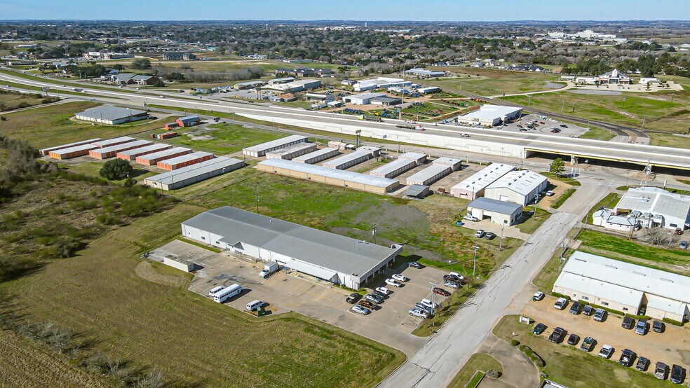 More Photos Of Handley St and HWY 290, Brenham Land For Lease