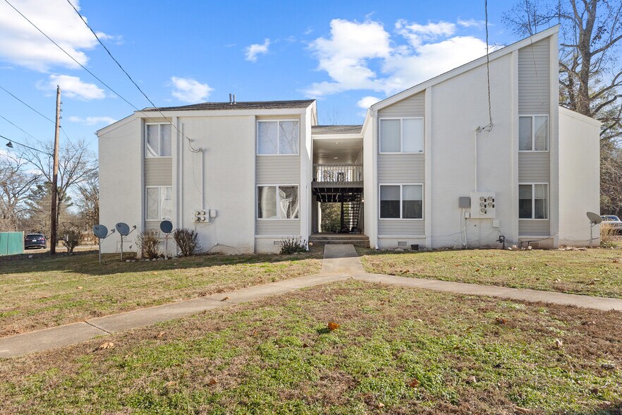More Photos Of 1001 W 9th St, Russellville Apartments For Sale