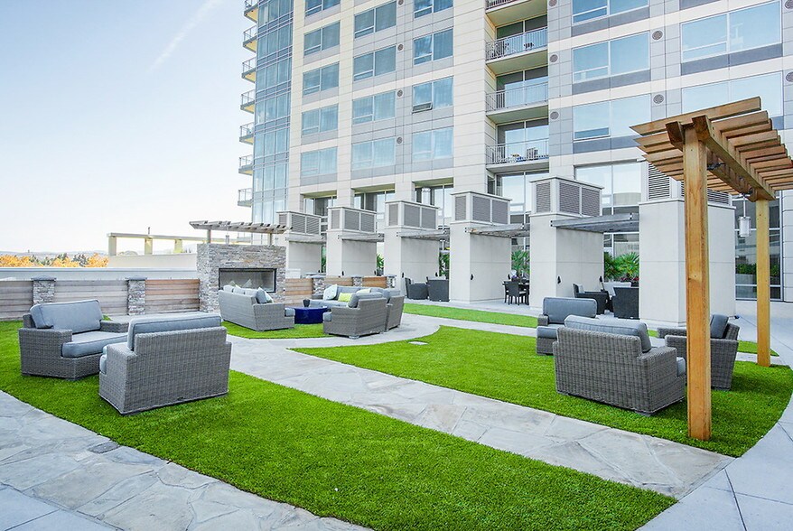 More Photos Of 350 S Market St, San Jose Apartments For Lease