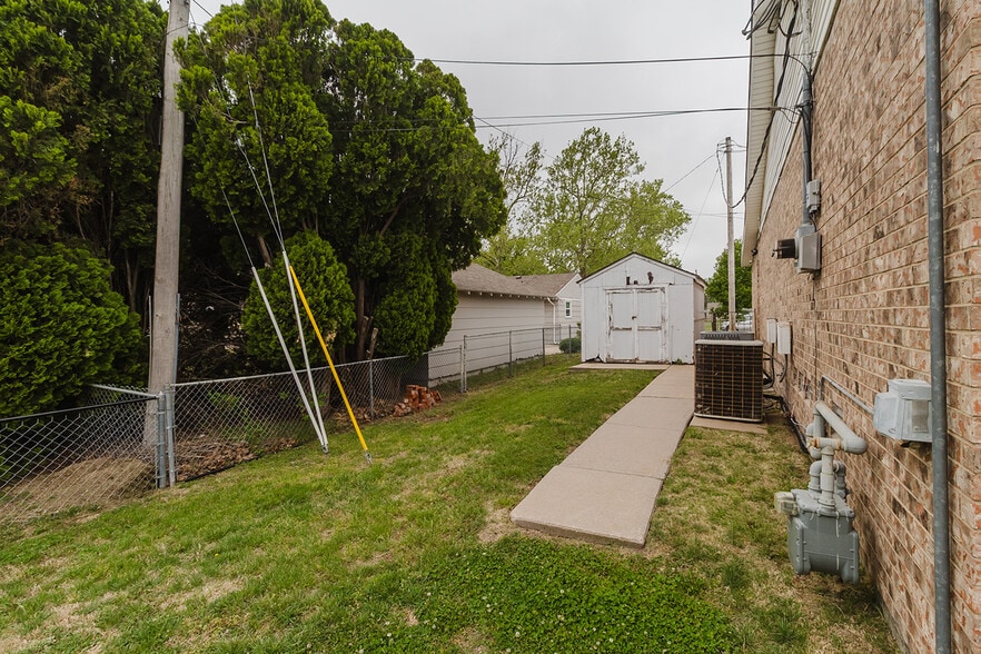 More Photos Of 1319 E 17th Ave, Hutchinson Religious Facility For Sale
