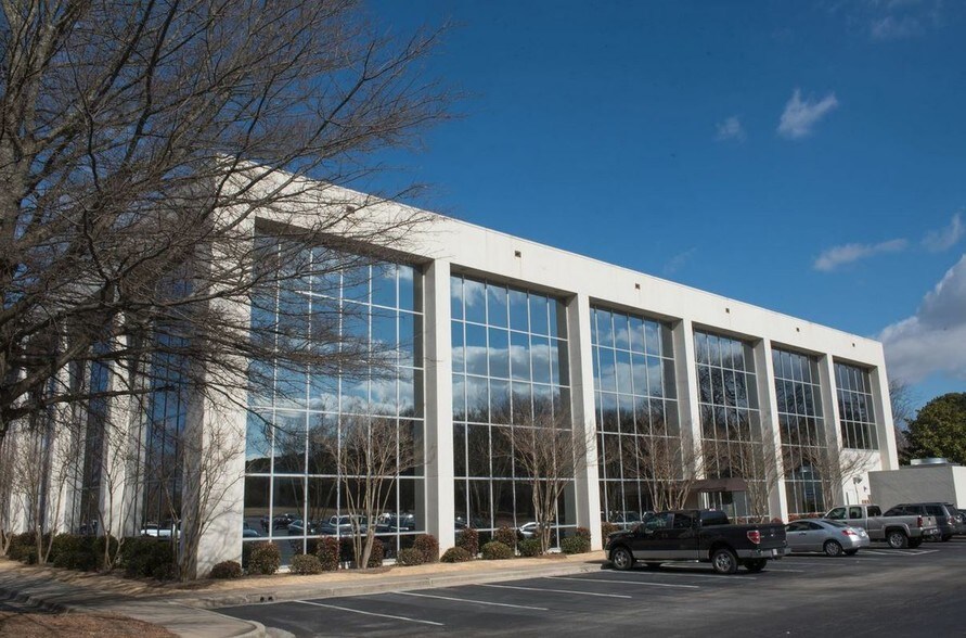 More Photos Of 6700-6703 Odyssey Dr, Huntsville Loft Creative Space For Lease