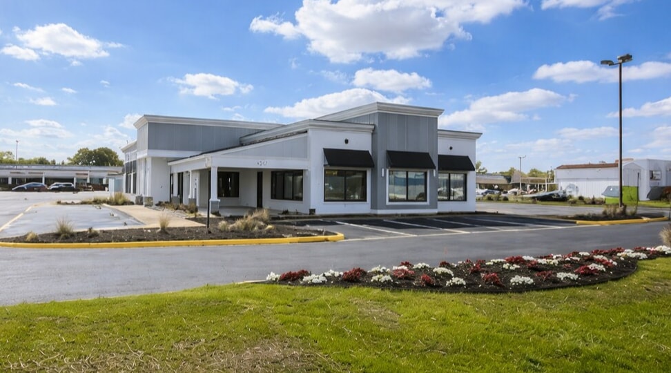 Primary Photo Of 1225 Cedar Rd, Chesapeake Office For Sale