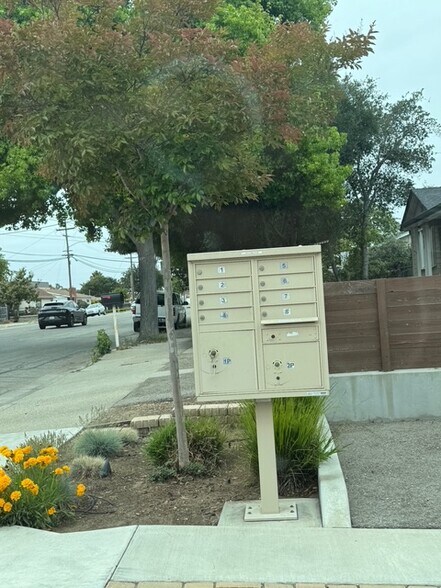 More Photos Of 227 S Halcyon Rd, Arroyo Grande Office Residential For Lease