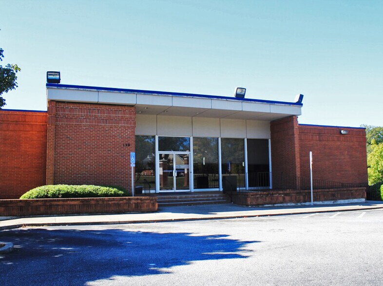 Primary Photo Of 139 N Main St, Jonesboro Bank For Sale
