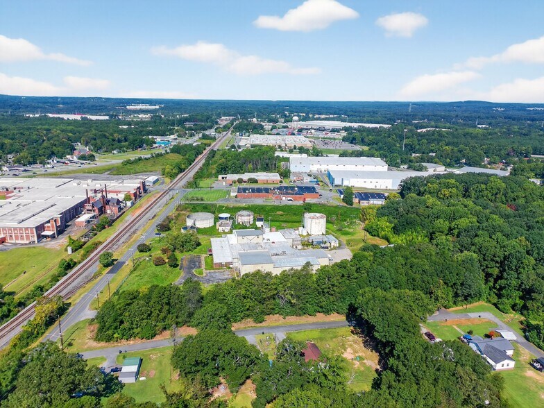 More Photos Of 2050 Poplar St, Gastonia Land For Sale