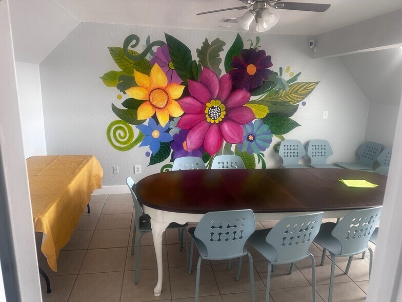 More Photos Of 382 S Interstate 35, New Braunfels Medical For Lease