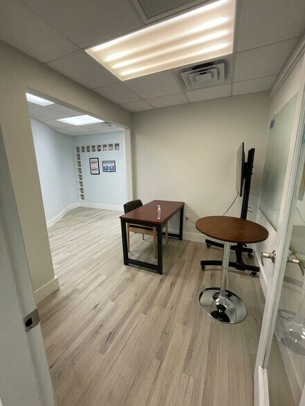 More Photos Of 2000 S Dixie Hwy, Miami Office Residential For Lease