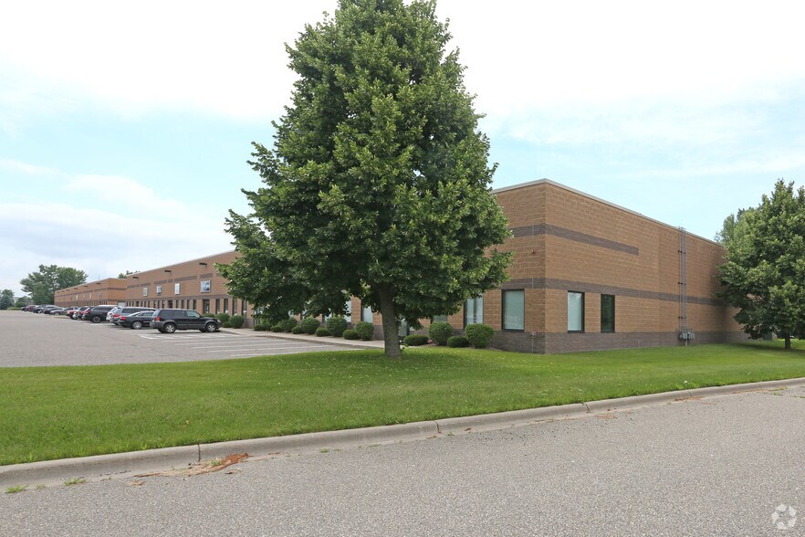 More Photos Of 21021 Heron Way, Lakeville Light Manufacturing For Lease