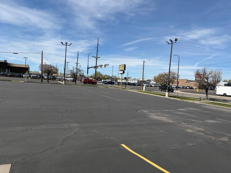 More Photos Of 3312 Wall Ave, Ogden Auto Dealership For Lease
