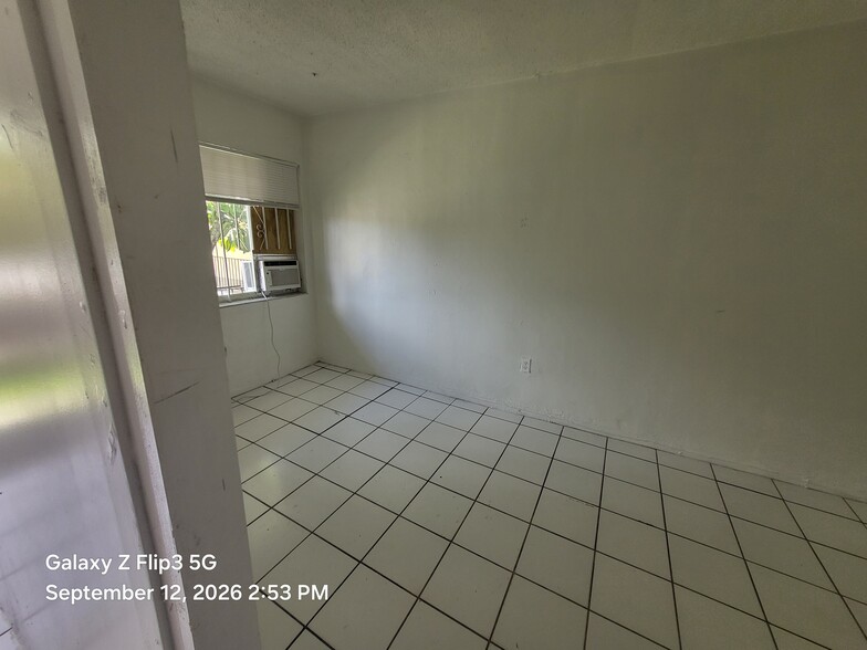 More Photos Of 1895 NW 35th St, Miami Apartments For Sale