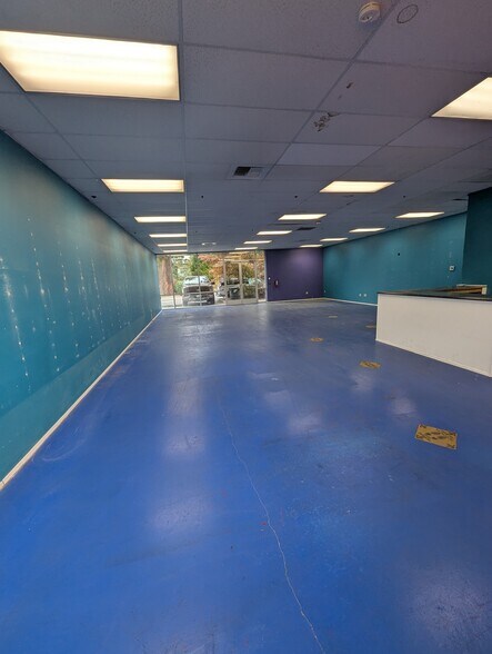 More Photos Of 3330 Pacific Ave SE, Olympia Freestanding For Lease