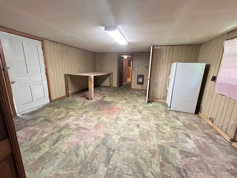 More Photos Of 681 Ash Flat Dr, Ash Flat Restaurant For Sale