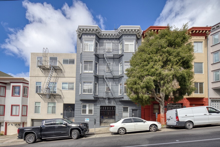 More Photos Of 1650 Clay St, San Francisco Apartments For Sale