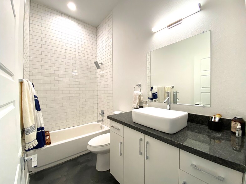 More Photos Of 3625 N 16th St, Phoenix Apartments For Sale